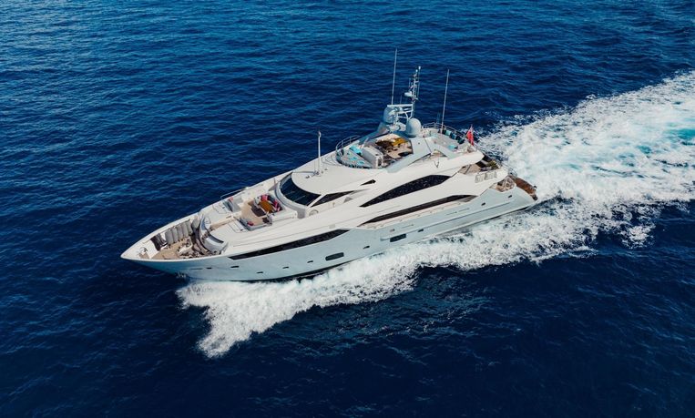 2012-131-5-sunseeker-40-metre-yacht