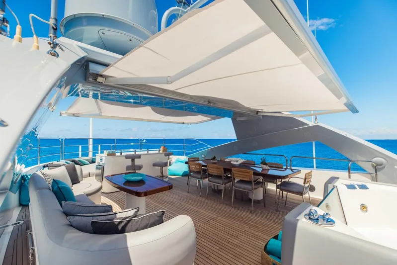 Tayrona Yacht Photos Pics 