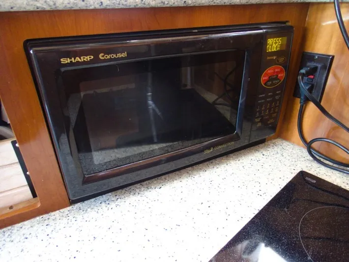 Ronda Vue Yacht Photos Pics 