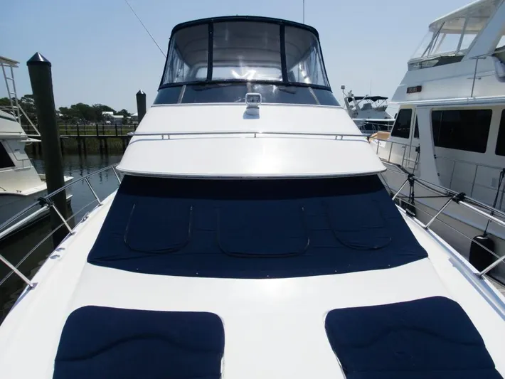 Ronda Vue Yacht Photos Pics 