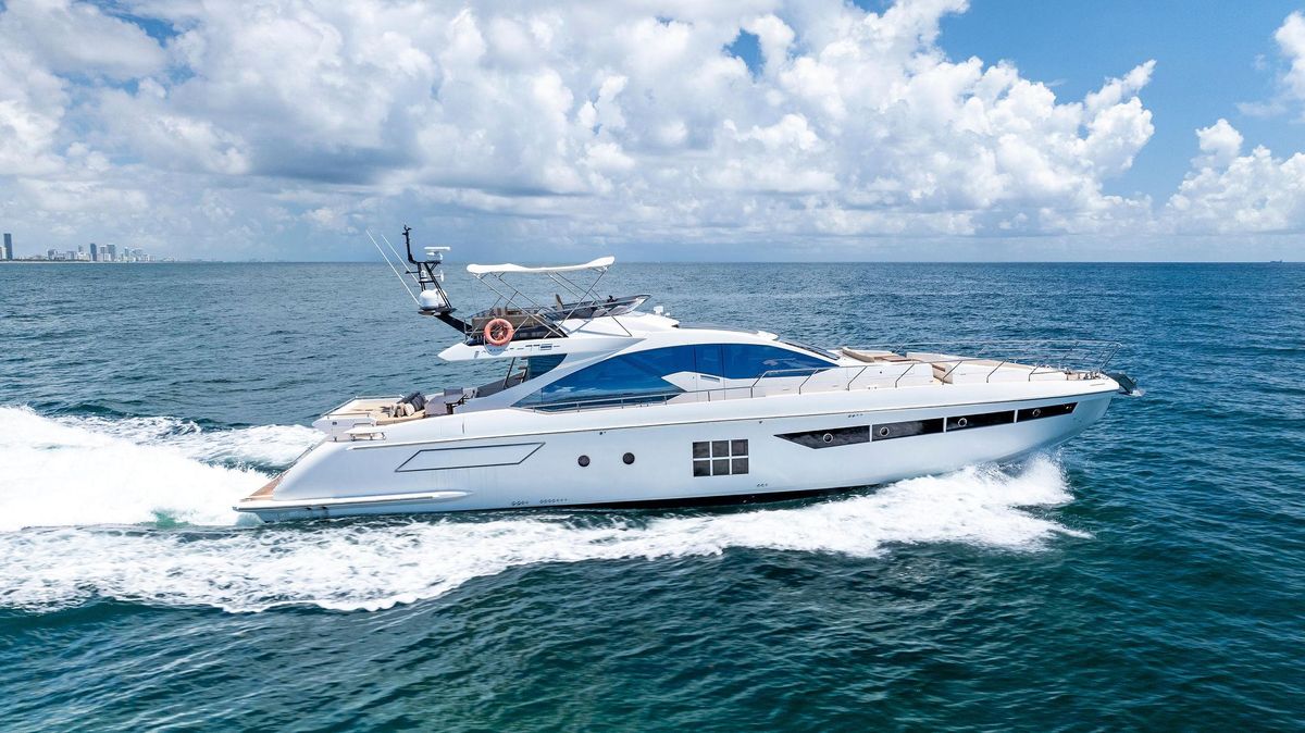 2019 Azimut 77 