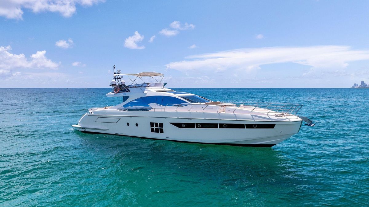 2019 Azimut 77 