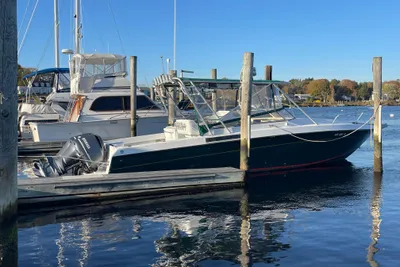 Contender 35 Express Side Console