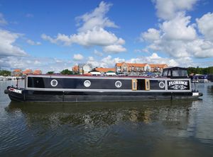 2013 Narrowboat Knights Semi-Trad Narrow Boat