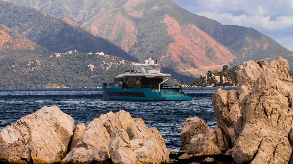 2024 Sarp Yachts 85 