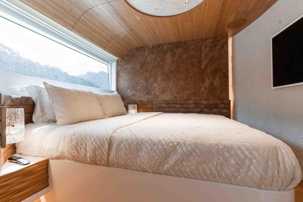 2024 Sarp Yachts 85 