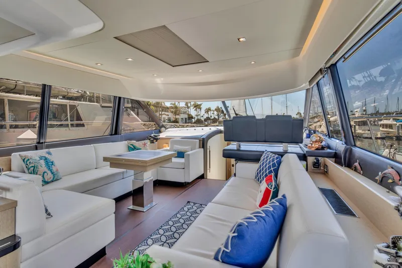 Dances With Waves Yacht Photos Pics 