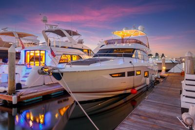 Yacht