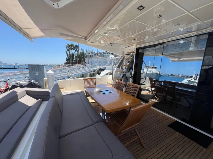 Dances With Waves Yacht Photos Pics 