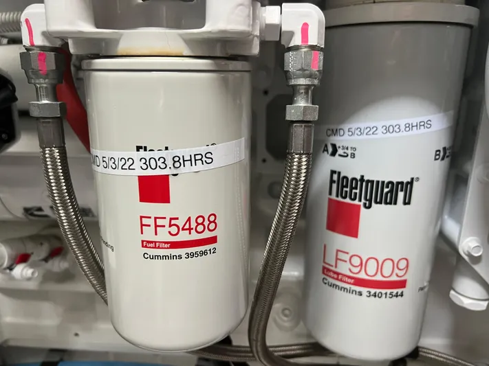 Dances With Waves Yacht Photos Pics 