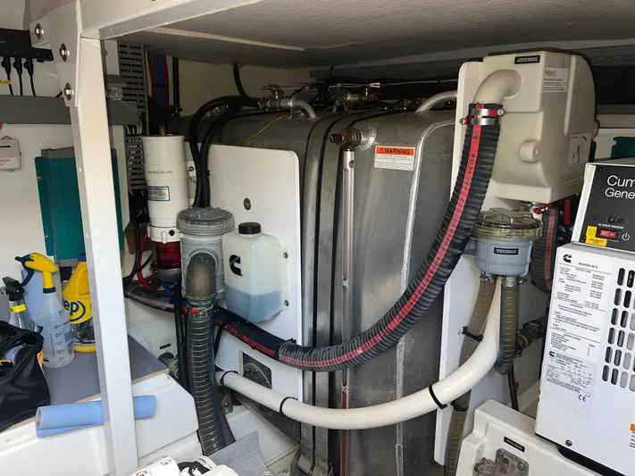 Dances With Waves Yacht Photos Pics 