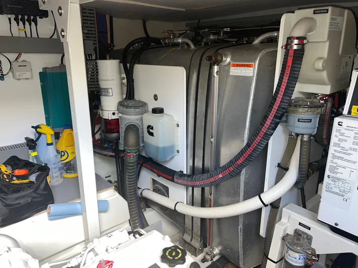 Dances With Waves Yacht Photos Pics 