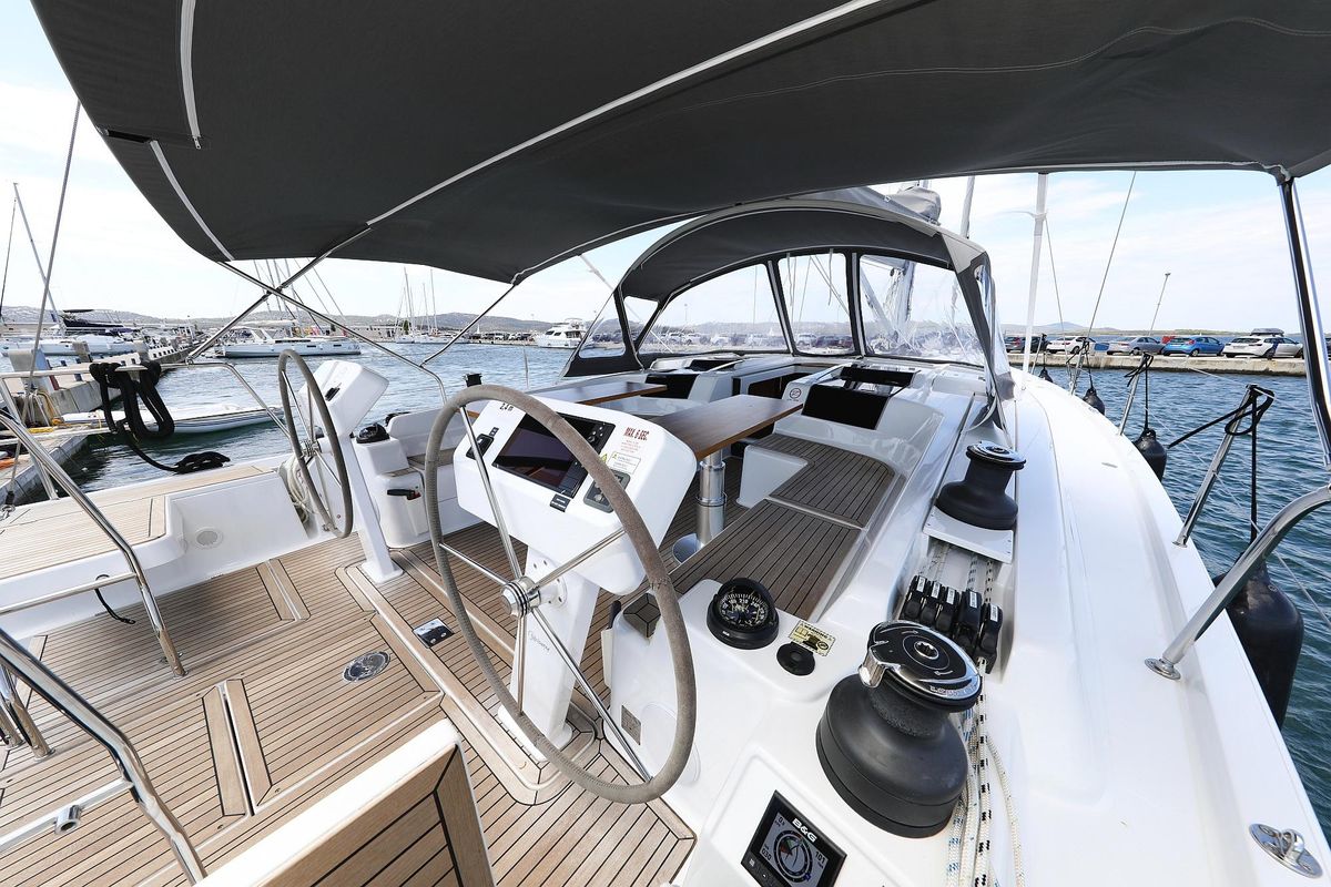 2020 Hanse 51 