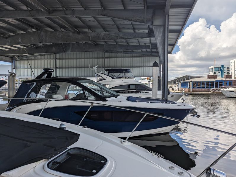 2022 Sea Ray Sundancer 370