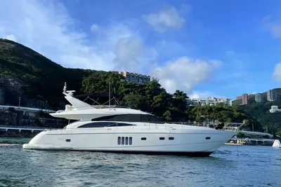 Princess 67 Flybridge