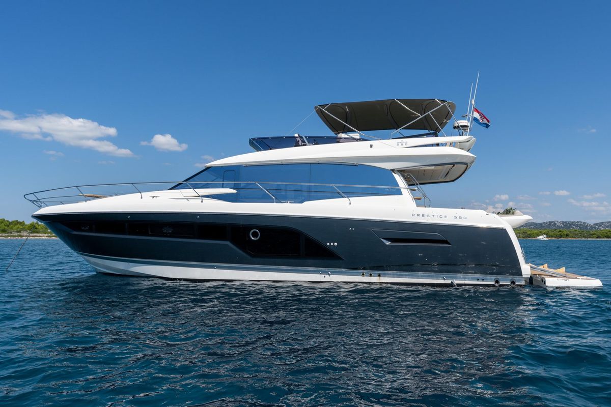 2020 Prestige 57 
