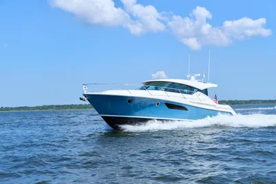 2015 Tiara Yachts C44 Coupe