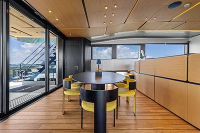 Yacht