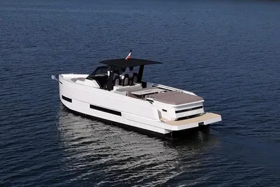 2025 De Antonio Yachts 32