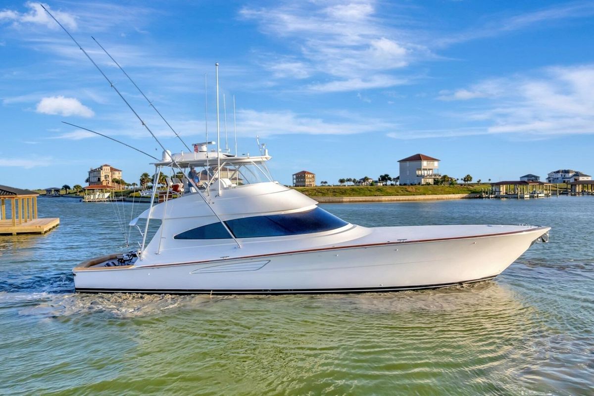 2019 Viking 68 