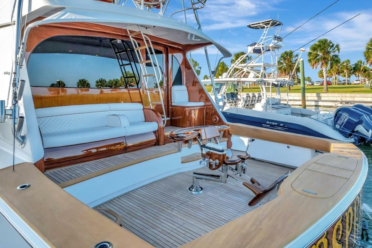 2019 Viking 68 