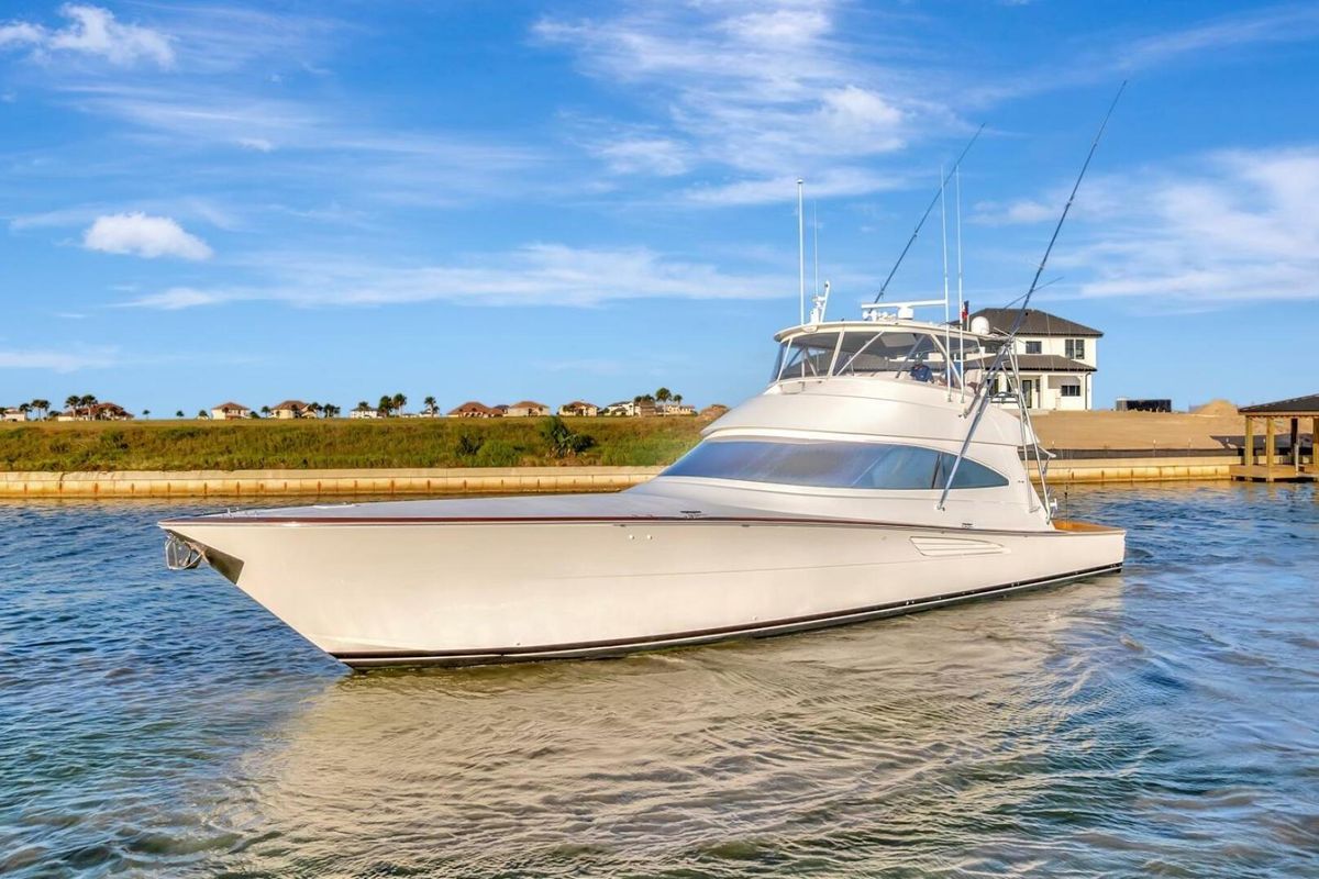 2019 Viking 68 
