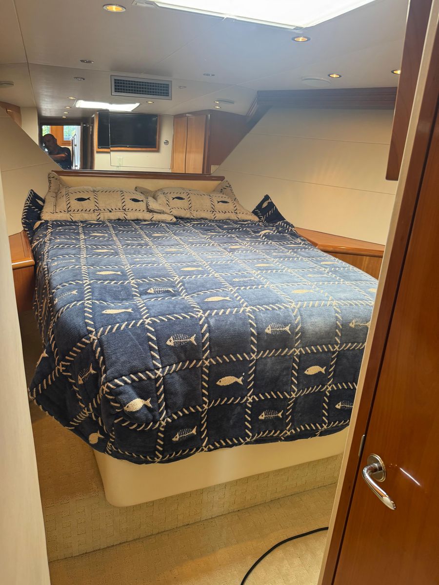 2002 Hatteras 50 