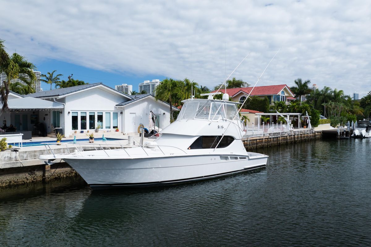 2002 Hatteras 50 
