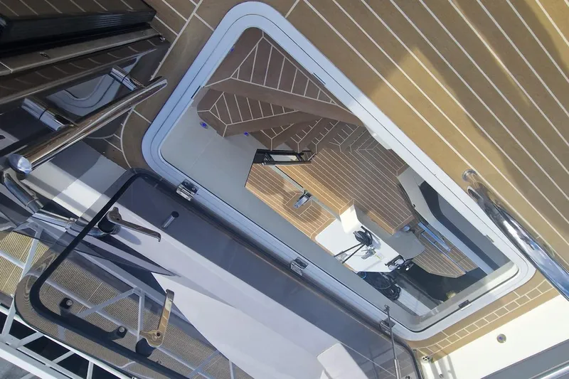 Alouise Yacht Photos Pics 