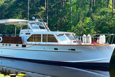 1962 Matthews 42 Double Cabin