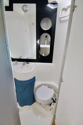 Loki Yacht Photos Pics 