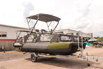 Sea-Doo Switch Fish 18-230 HP