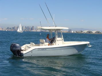 2016 Cobia 237 Center Console