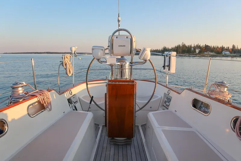 Spirit Wind Yacht Photos Pics 