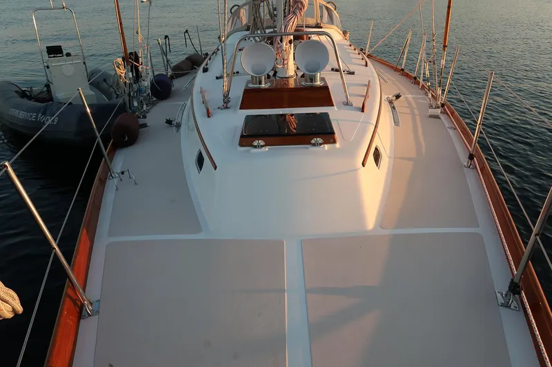 Spirit Wind Yacht Photos Pics 