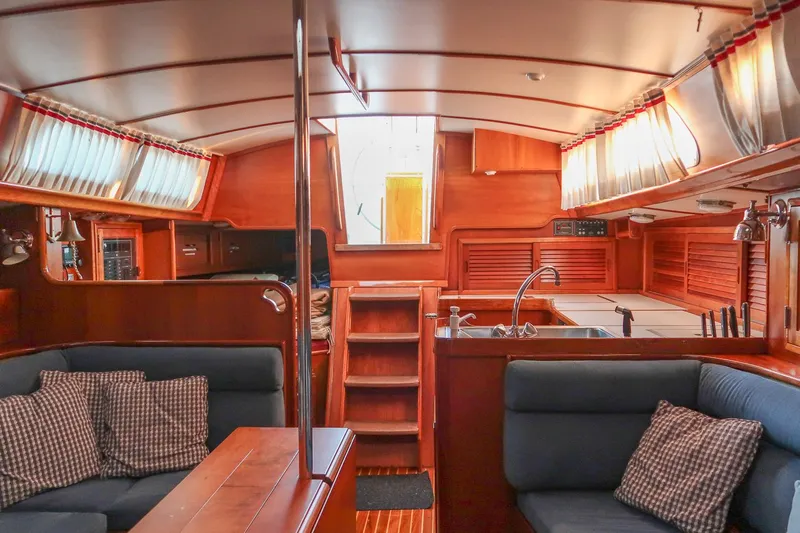 Spirit Wind Yacht Photos Pics 