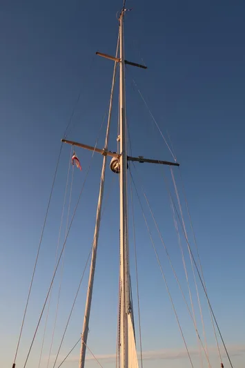 Spirit Wind Yacht Photos Pics 