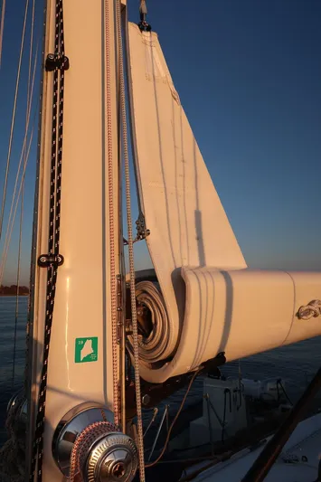 Spirit Wind Yacht Photos Pics 