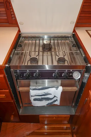 Spirit Wind Yacht Photos Pics 