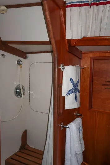 Spirit Wind Yacht Photos Pics 