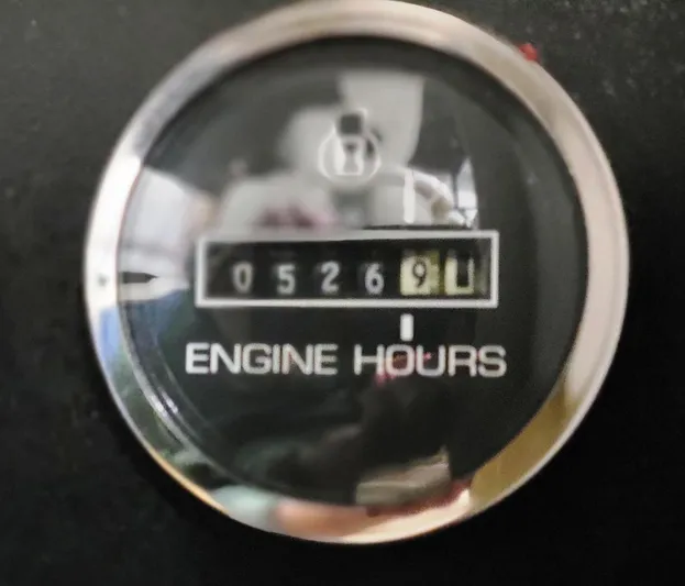 Broke R Yacht Photos Pics 