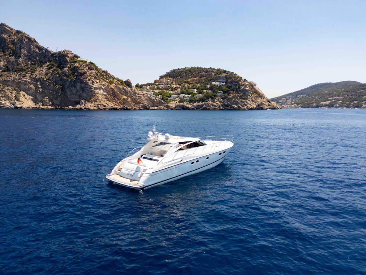 2004 Princess 59 