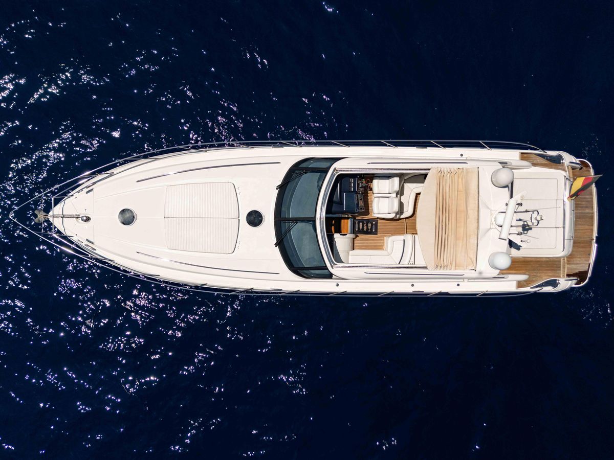 2004 Princess 59 
