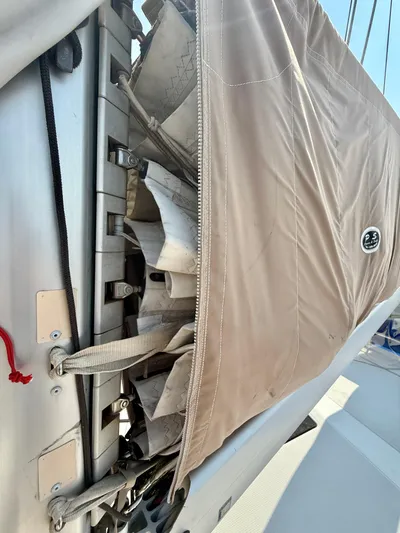 Confetti Yacht Photos Pics Close-up of a 2016 Fountaine Pajot SABA 50 sail cover and mast.
