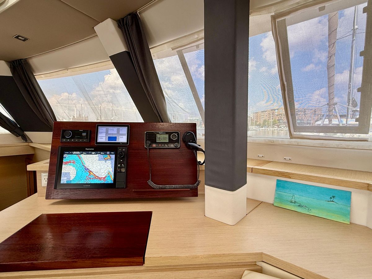 2016 Fountaine Pajot 49 