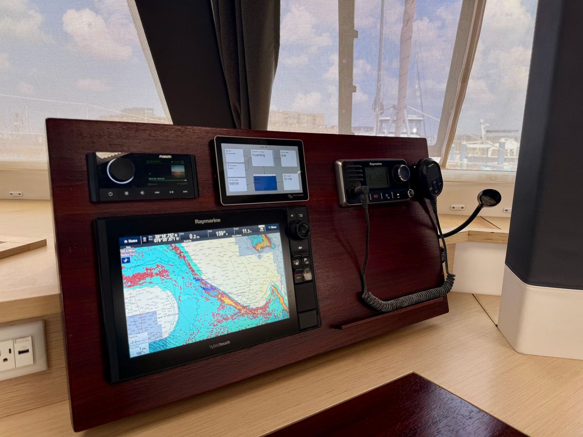 2016 Fountaine Pajot 49 