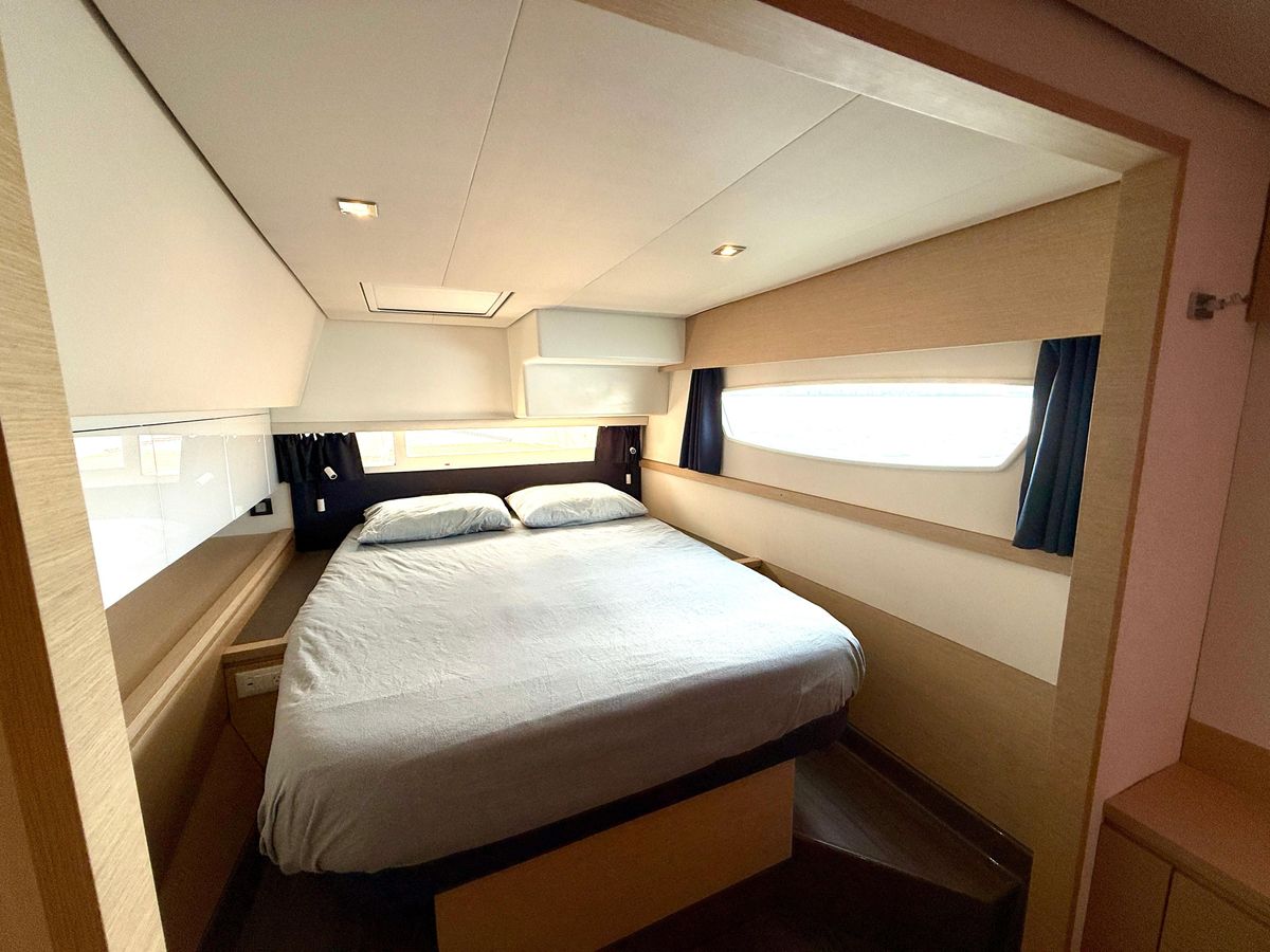 2016 Fountaine Pajot 49 