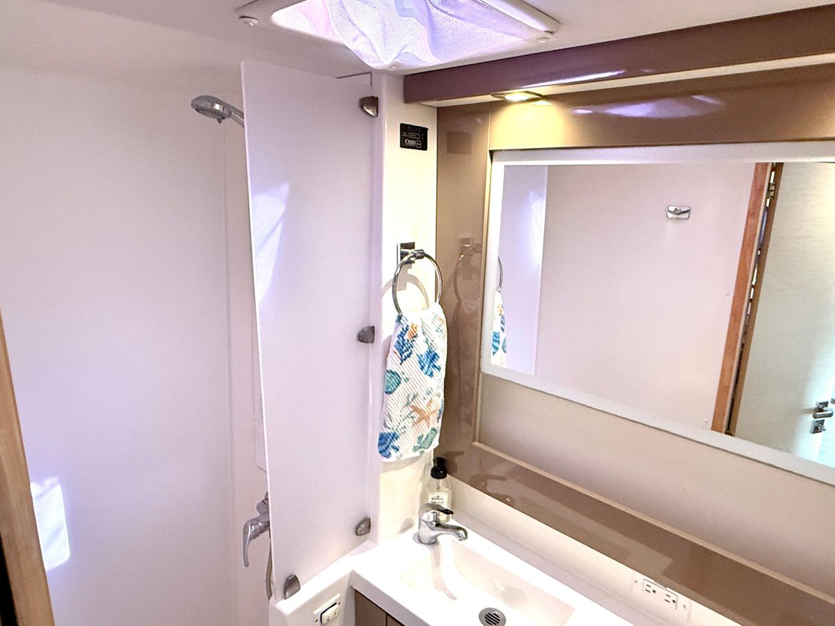 2016 Fountaine Pajot 49 