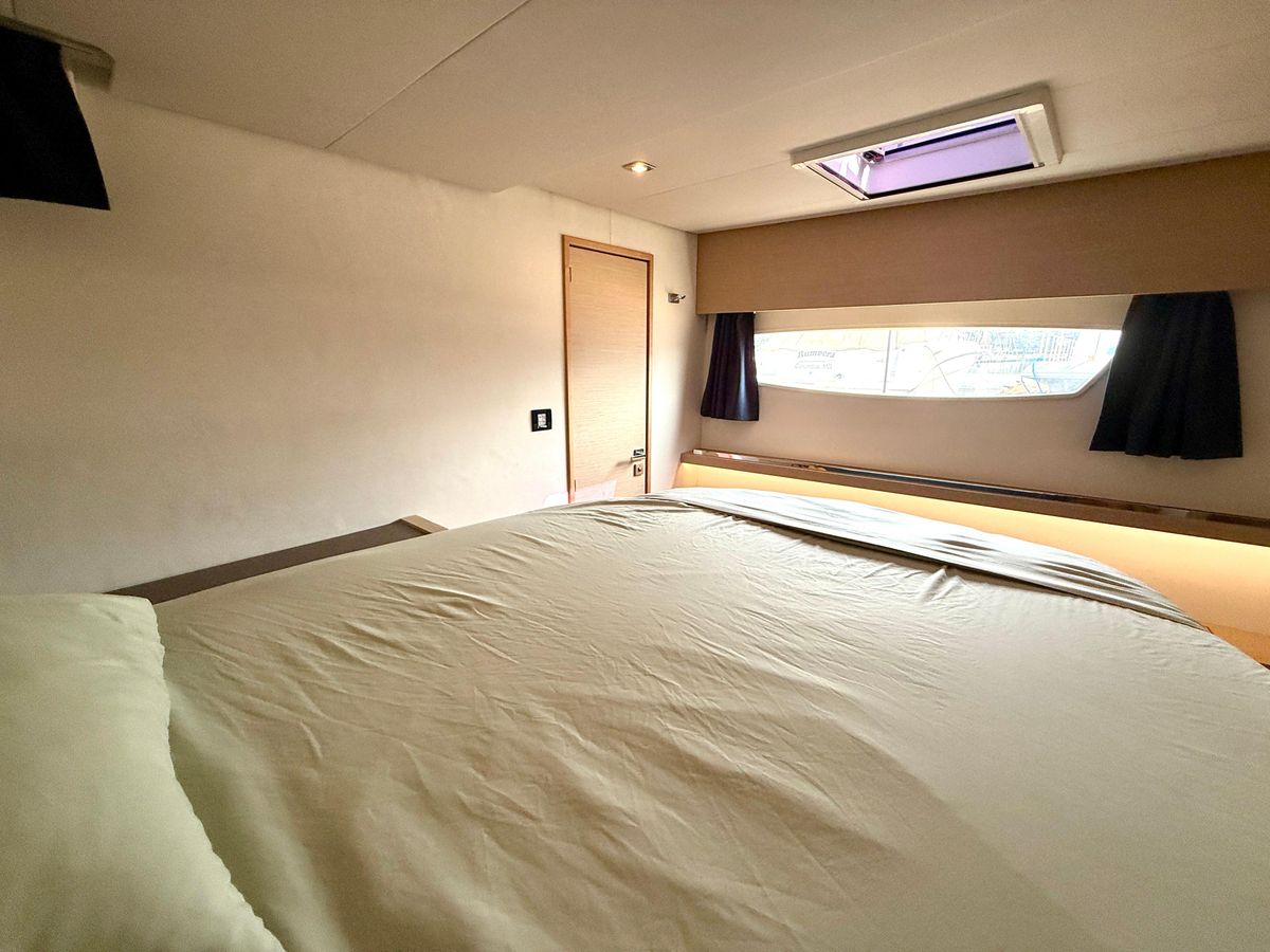 2016 Fountaine Pajot 49 