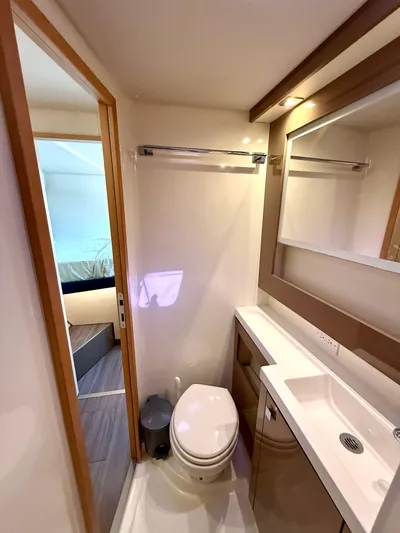 Confetti Yacht Photos Pics 